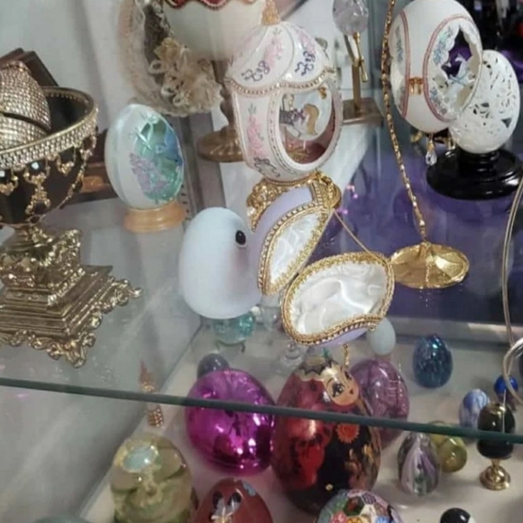 Selena Quintanilla Styled egg - Picture 6 of 6